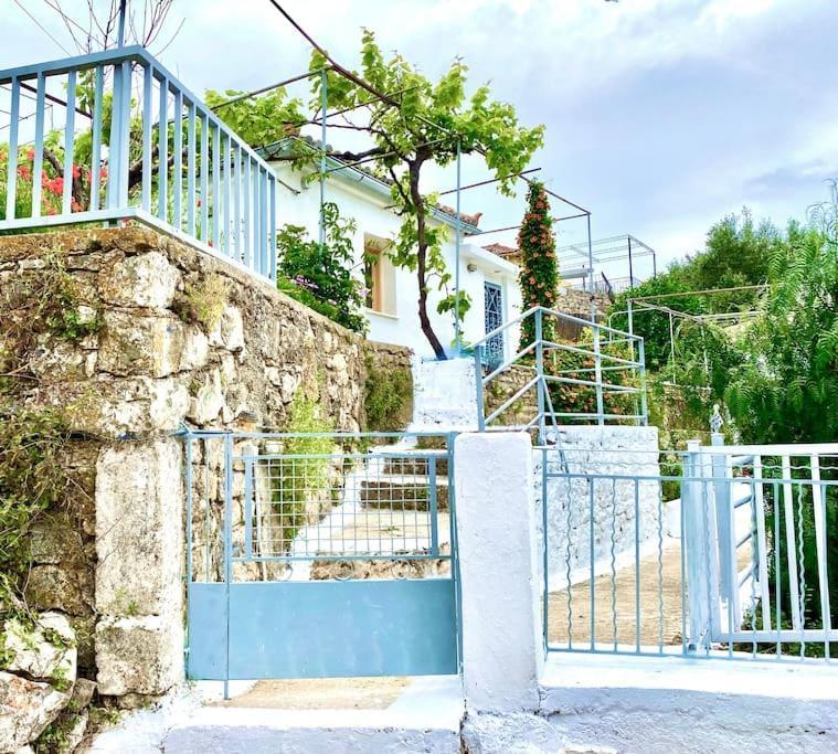 Stylish Vathy Studio With Sea View Vathy (Ithaca) Exterior foto