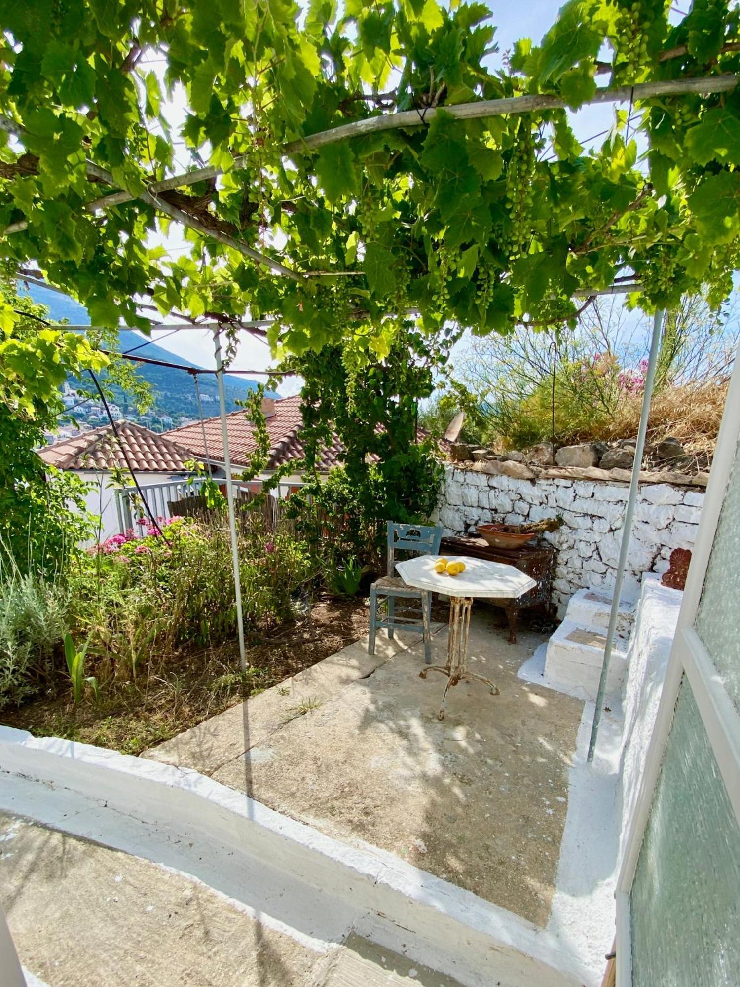 Stylish Vathy Studio With Sea View Vathy (Ithaca) Exterior foto